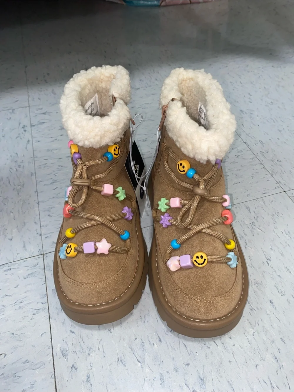 Tan brown Kids Sherpa-Lined Boots Colorful Bead Charms little girl 13c art class